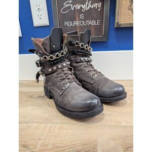 A.S.98 Leather Chain Moto Ankle Boots Studded Womens EU 39 US 8.5-9 Biker